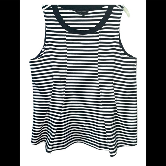 Banana Republic sleeveless top size small - Picture 2 of 5
